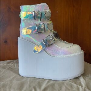 White Pearlized Platform Heart Plate Cyber Punk Ankle Boots Swing 105